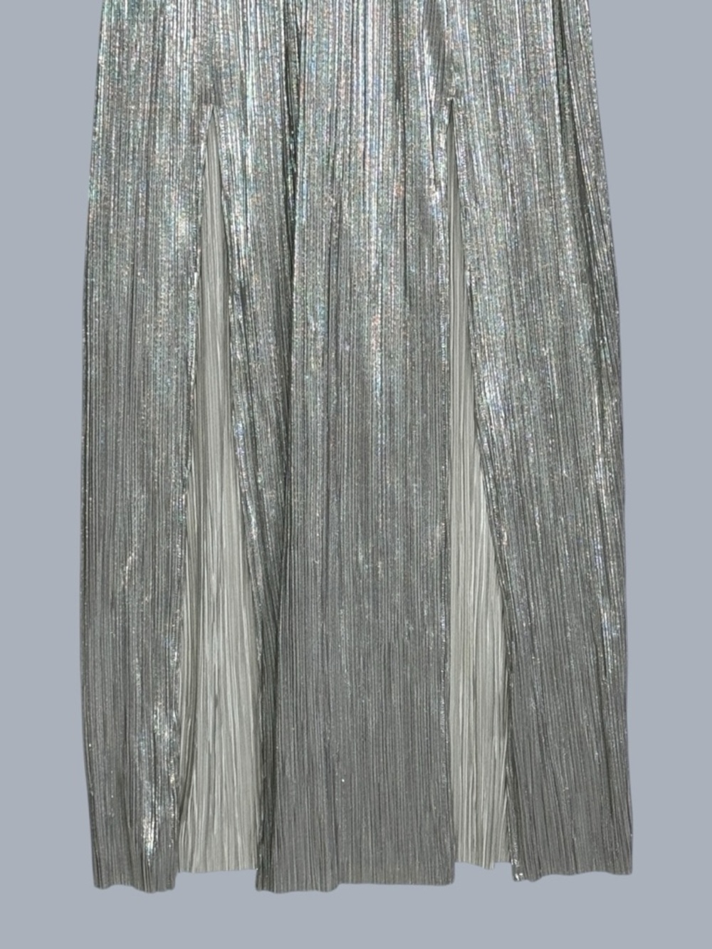 BCBGeneration Silver Metallic Pleated Maxi Dress M V-Neck Sleeveless Shimmer - Picture 7 of 13